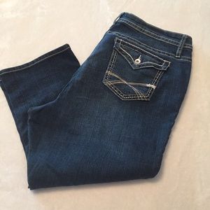 a.n.a denim Jean capris!